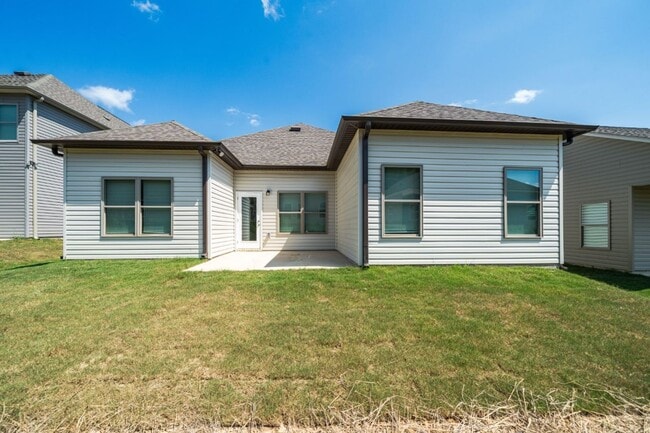 Foto del edificio - 5505 Blue Jay Cir