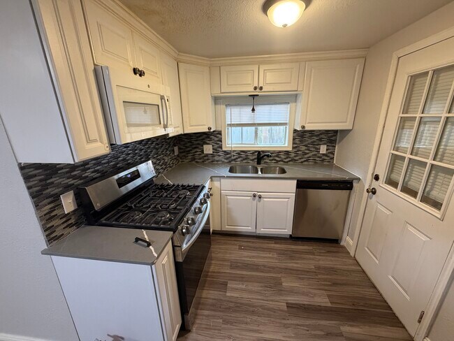 Foto del edificio - 805 NW 20th St