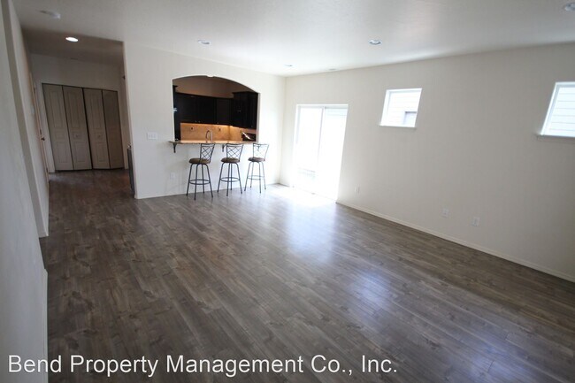 Building Photo - 3 br, 2 bath House - 63012 Woodbridge Place