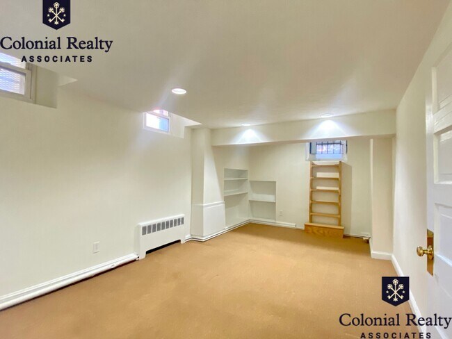 Building Photo - 302 Berkeley St