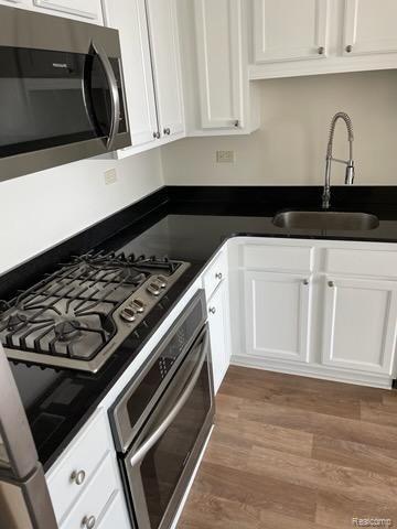 Foto del edificio - 3320 Spinnaker Ln