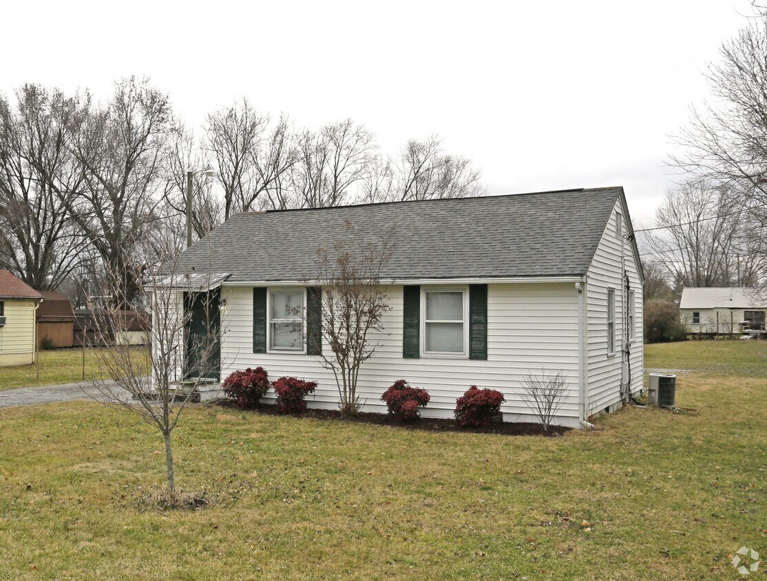 Foto principal - 5112 Schubert Rd