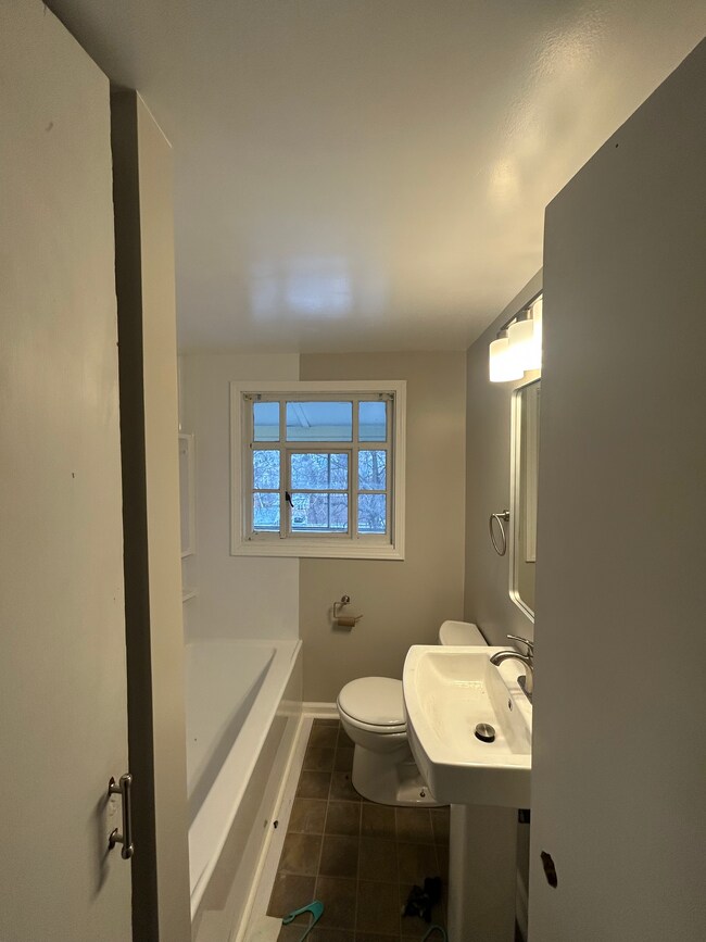 Foto del edificio - 335 S Lincoln Ave