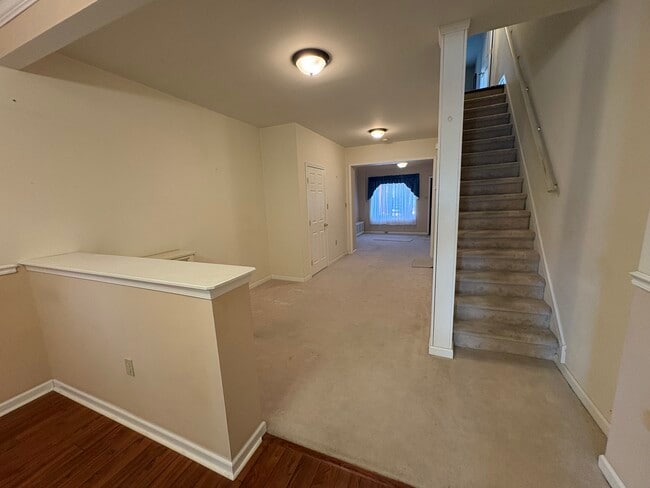 Sitting room - 248 State St