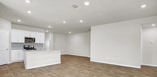 Building Photo - 208 Arroyo Sweetwood Cir