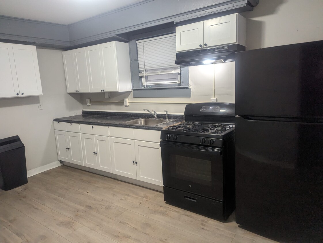 Foto principal - 228 Greenwich Ave