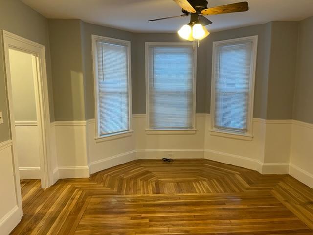 sala de estar - 2 Woodbury Ave