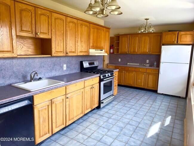 Foto del edificio - 933 Woodgate Ave