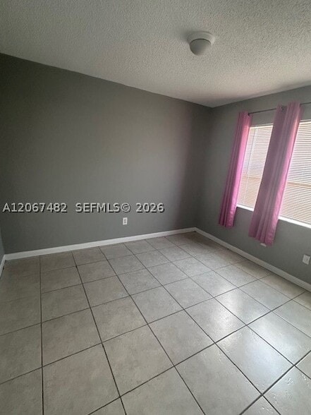 Building Photo - 20735 NE 8th Ct