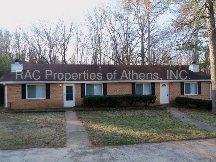 Primary Photo - 1201 White Oak Dr