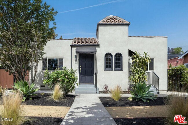 Building Photo - 2955 Bronson Ave