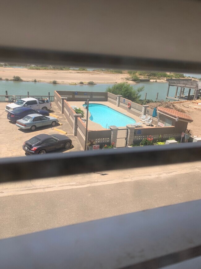 Foto del edificio - 1342 Harbor Island Dr