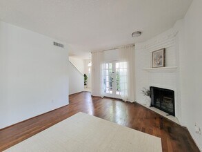Building Photo - 2220 Bering Dr