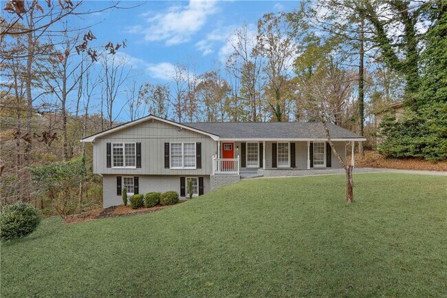 Building Photo - 3325 Kingfisher Dr