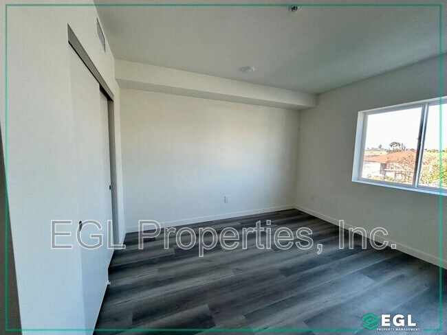 Foto del edificio - 10505 Hawthorne Blvd