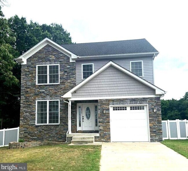 Foto del edificio - 1035 Nabbs Creek Rd