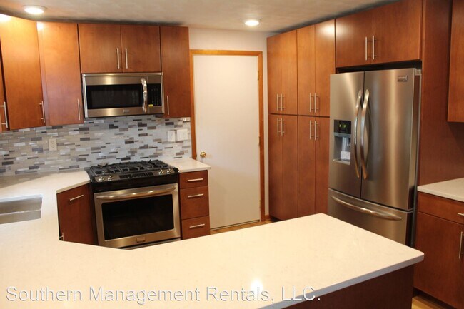 Foto del edificio - 2 br, 1 bath House - 6 East Clearview Drive