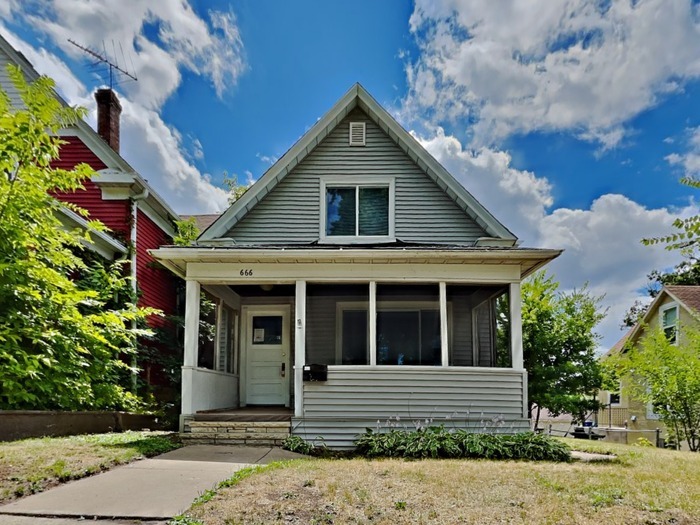 Primary Photo - LEASING SPECIAL!! 3 Bedroom, 1 Bathroom Ho...