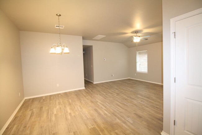 Foto del edificio - Cute 3 Bedroom Duplex in Edmond
