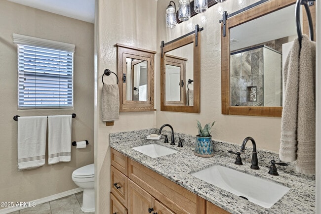 Building Photo - 4374 S Mariposa Dr