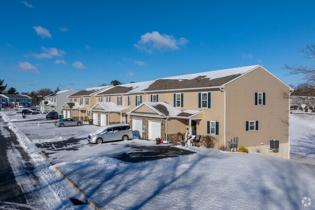 Building Photo - Towns Edge Apartments