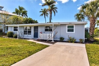 Building Photo - 1824 Harbor Ln