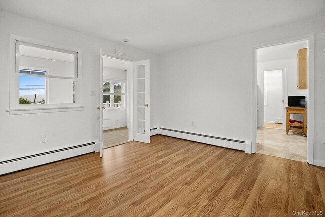 Foto del edificio - 144 S Broadway