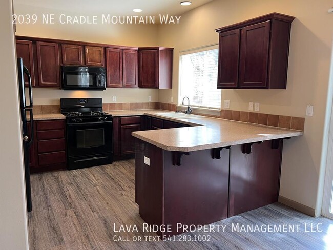 Building Photo - Unfurnished, 1765 square foot lovely 3 bed...