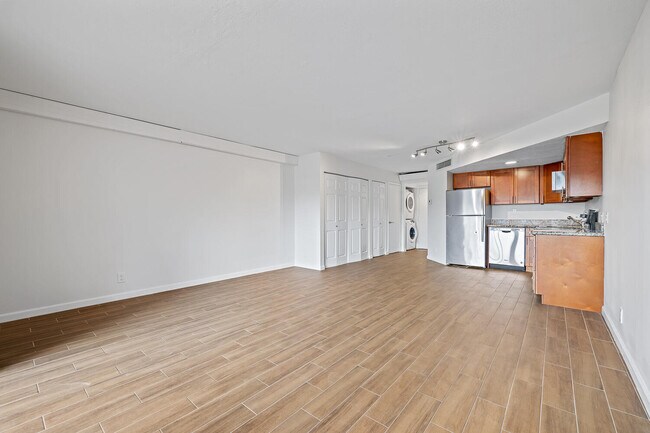 Foto del edificio - 9 Deer Creek Rd
