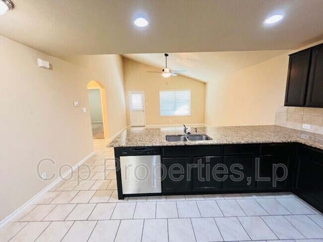 Building Photo - 12110 Kruth Pt
