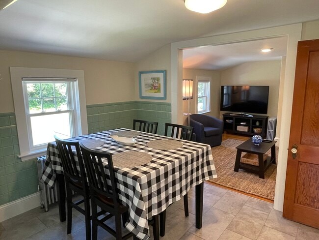 Open Floor Plan - 562 Palmer Ave