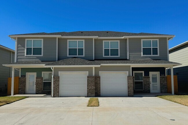 Foto del edificio - Comfort & Convenience!