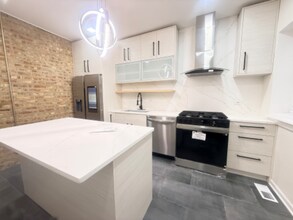 Building Photo - 4734 S St Lawrence Ave