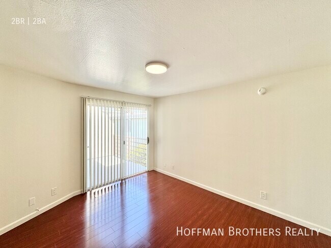 Foto del edificio - 935 10th St