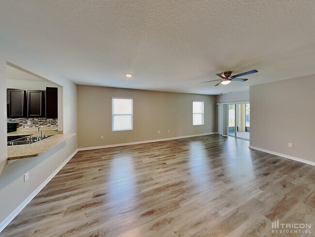 Building Photo - 518 Squires Grove Dr