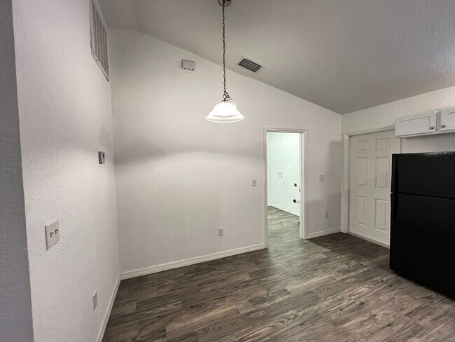 Building Photo - STUNNING 3 BD/2BA Home in Ocala!!!