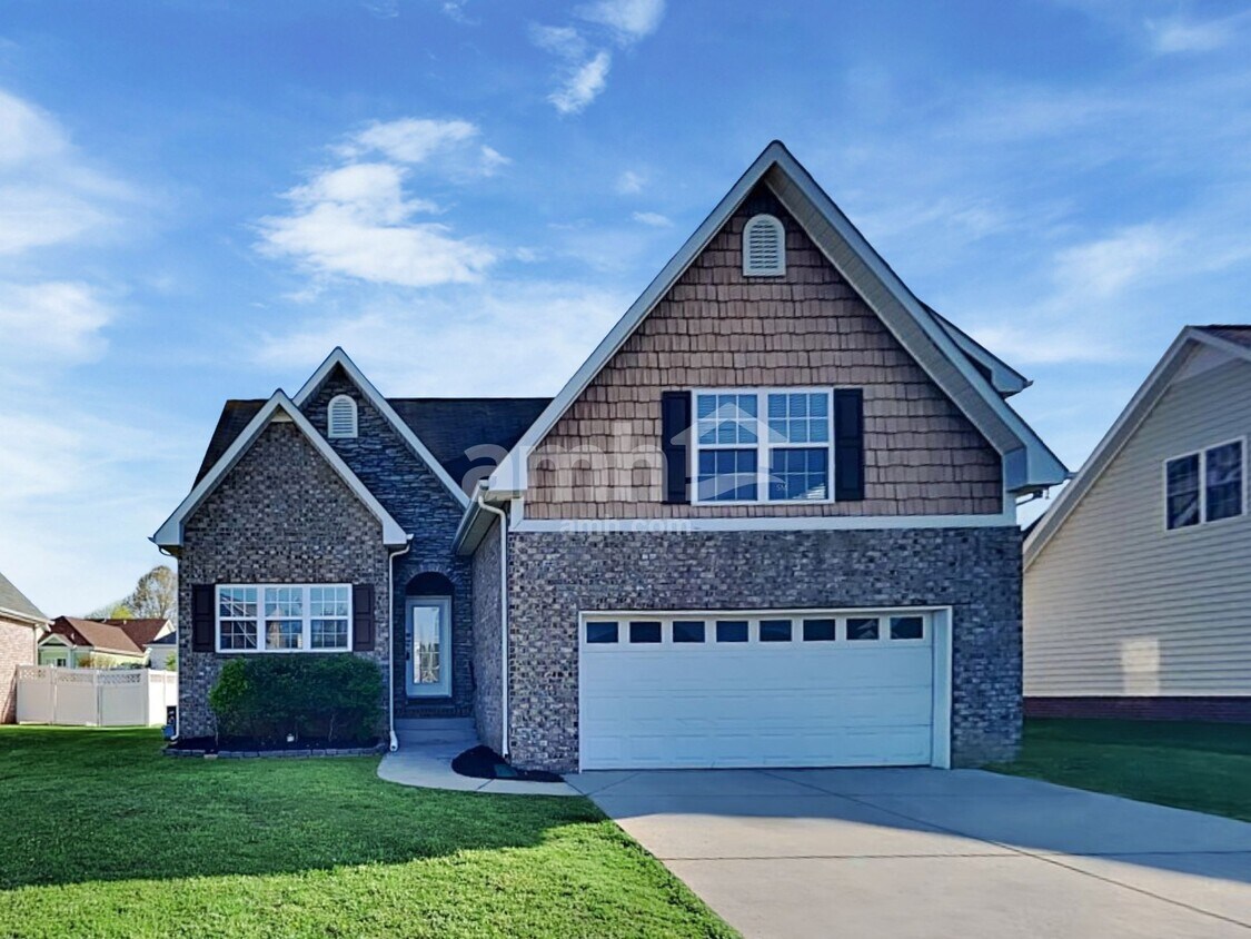 Foto principal - 2186 Gold Valley Dr