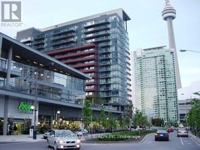 Building Photo - 4 Spadina Ave.