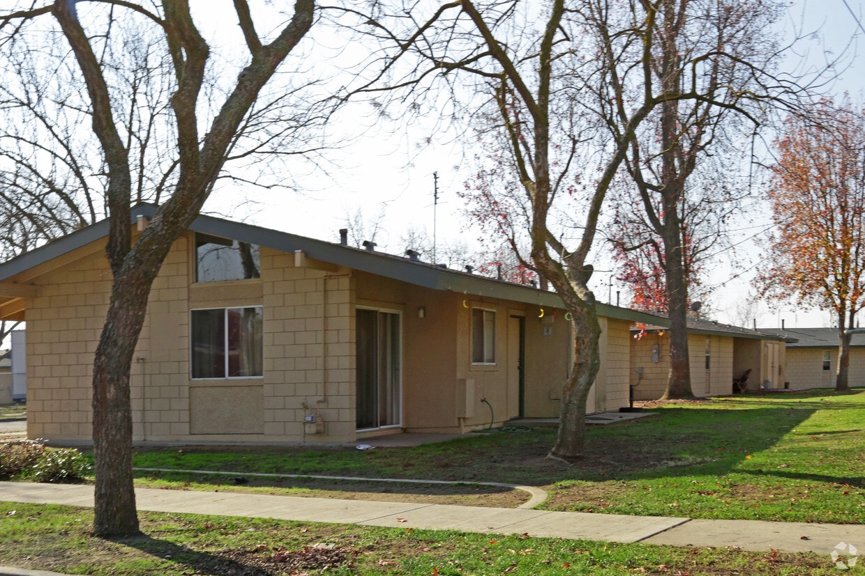 Citrus Gardens Apartments in Orange Cove, CA