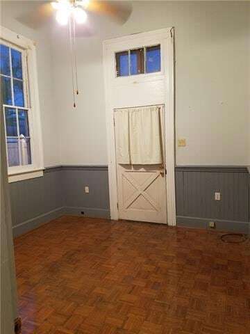 Building Photo - 921 N Miro St