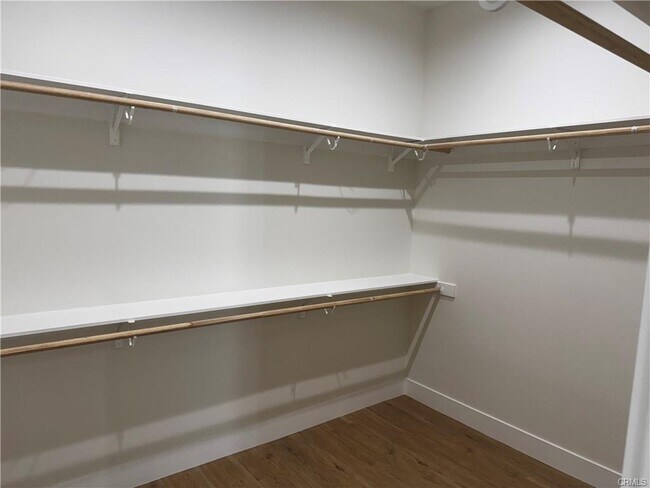 Foto del edificio - 20738 Bryant St