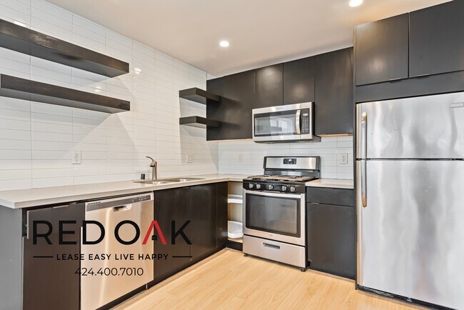 Foto del edificio - ~1 Month FREE~ Marvelous One Bedroom with ...