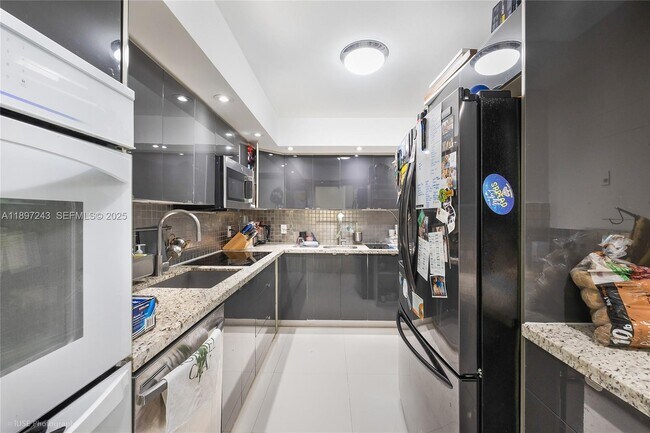 Foto del edificio - 1001 91st St