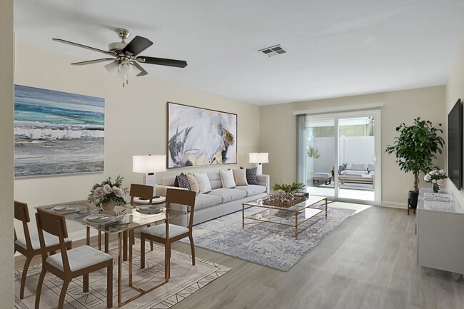 Foto del interior - Concord Villas Patio Homes - Riverside, CA