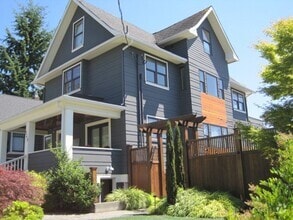 Building Photo - 549 NE 79th St