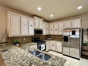 Building Photo - 4140 Comanche Dr