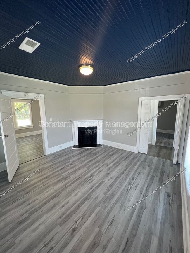 Foto del edificio - 495 Pittman St
