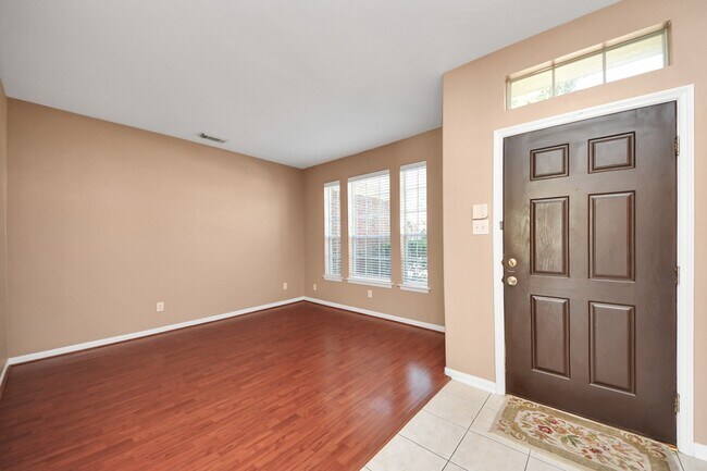 Foto del edificio - 1631 Mustang Crossing