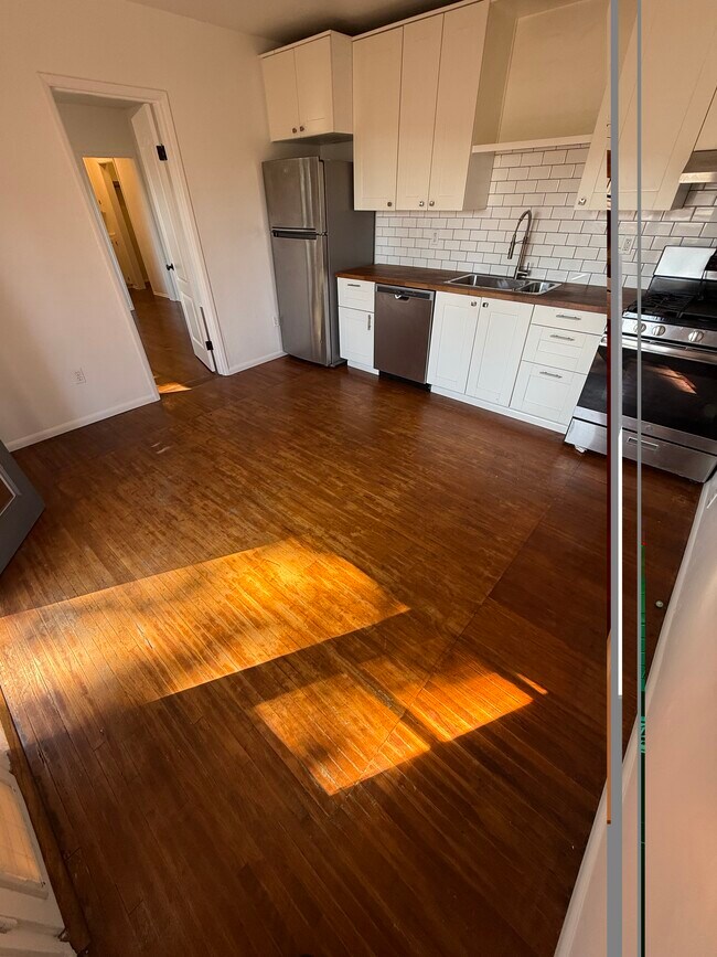 Foto del edificio - 3009 Grape St