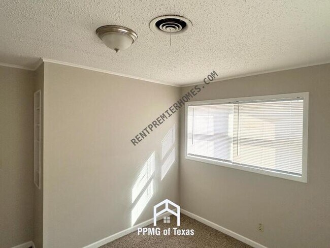 Foto del edificio - 4322 S Allegheny Ave